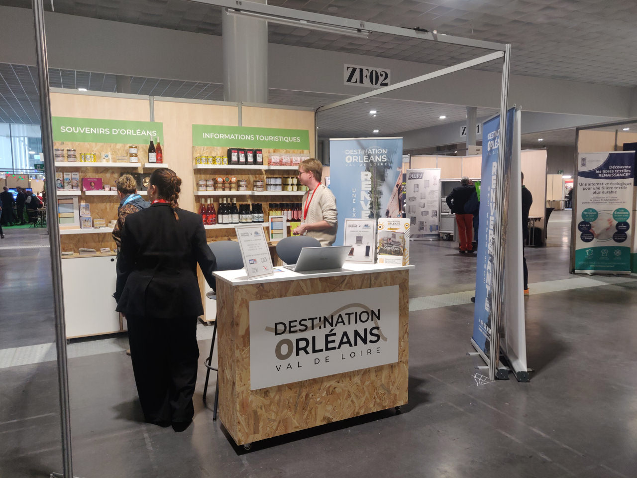 Stand de la boutique hors les murs au parc des expositions
