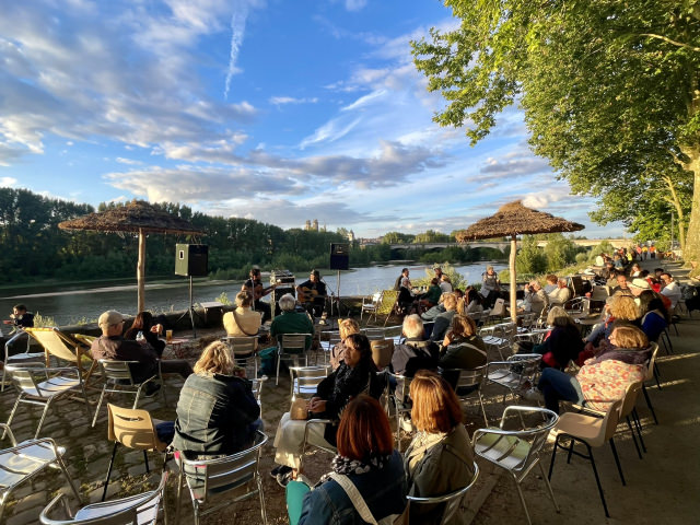 Concert face à la Loire à la guinguette la Paillote